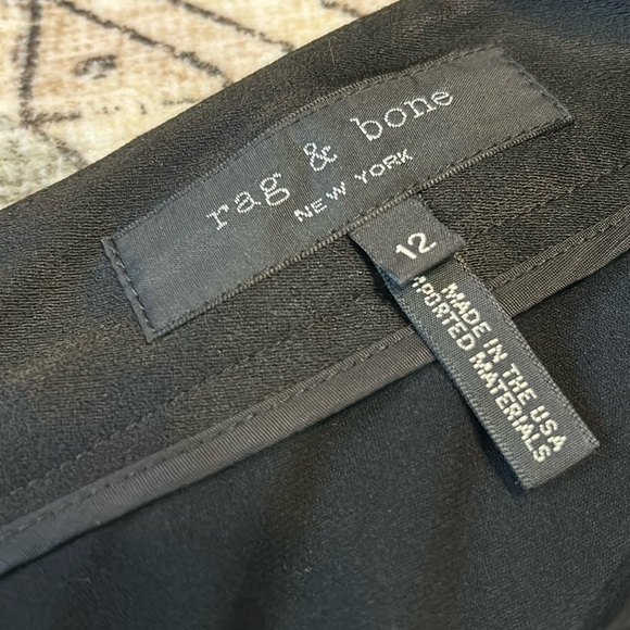 RAG & Bone 12 Lomand high rise, wide leg crêpe pants with pleated overlay - Picture 3 of 12